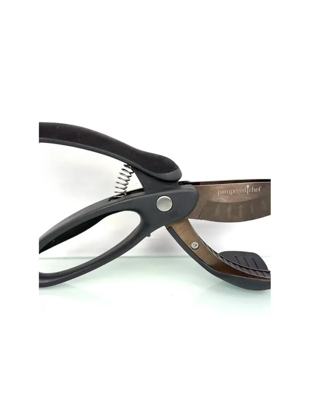 Pampered Chef Salad Chopper 2582 Black Stainless Steel Kitchen Shears